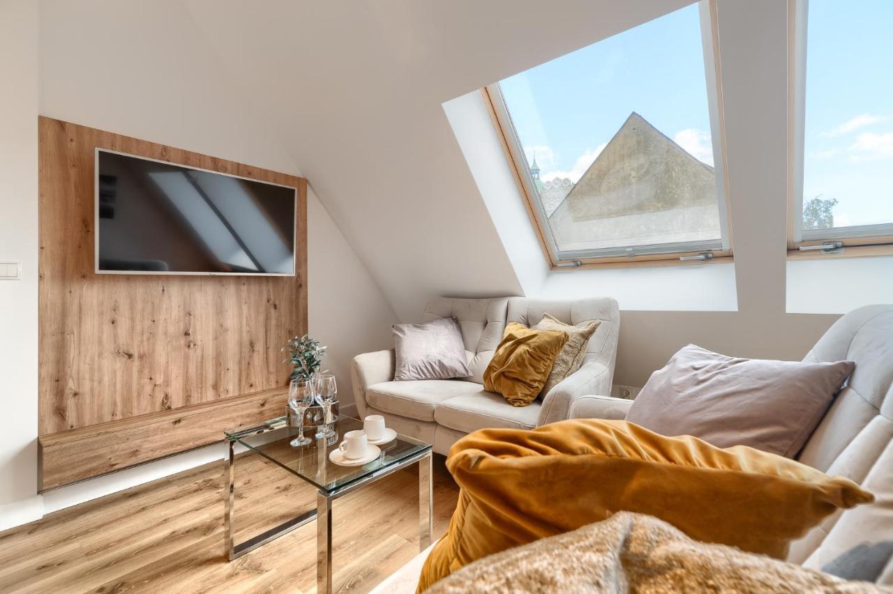 Apartment 5000 Rynek Sienny Stare Bulwary No 1 *